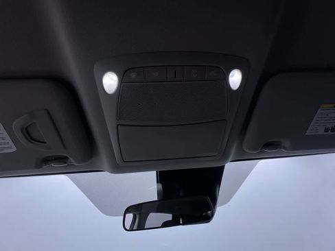 Used 2022 Nissan Rogue Sport S image 31