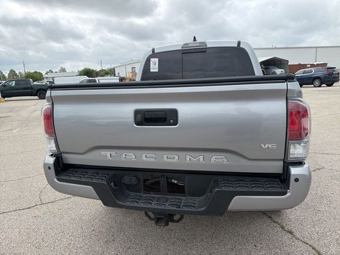 Used 2021 Toyota Tacoma TRD Sport w/ Advanced Technology Package image 8