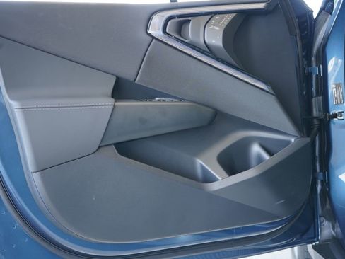 Used 2025 BMW X3 xDrive30i w/ Convenience Package image 9