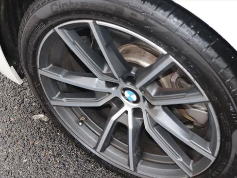 Used 2020 BMW 330i Sedan w/ Convenience Package image 10