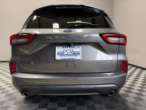 Used 2023 Ford Escape ST-Line w/ Tech Pack #1 image 9