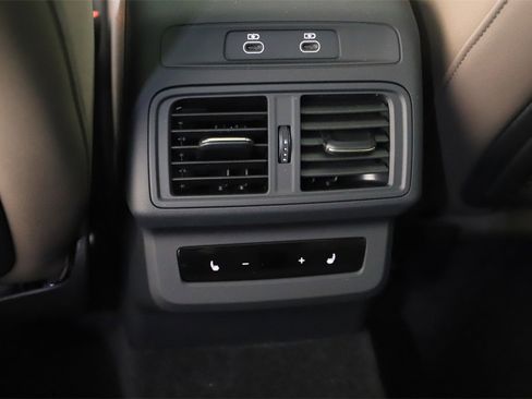 New 2025 Audi Q5 Prestige image 22