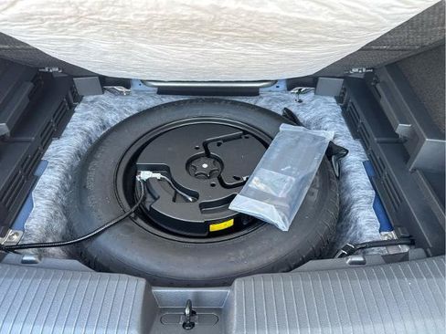 Used 2023 Nissan Rogue SV AWD/4WD image 37