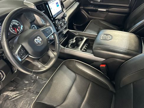 Used 2024 RAM 1500 Laramie AWD/4WD image 14