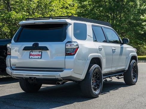 Used 2021 Toyota 4Runner TRD Off-Road Premium w/ Moonroof Package AWD/4WD image 6