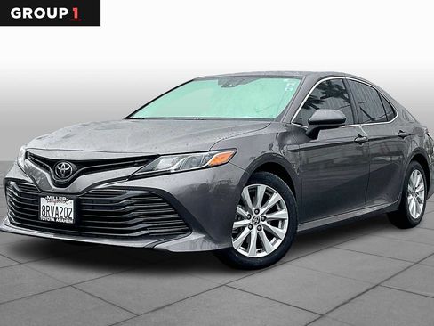 Used 2020 Toyota Camry LE FWD image 1