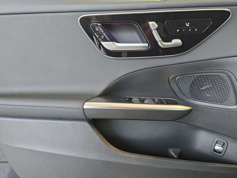 Used 2024 Mercedes-Benz C 300 Sedan image 27