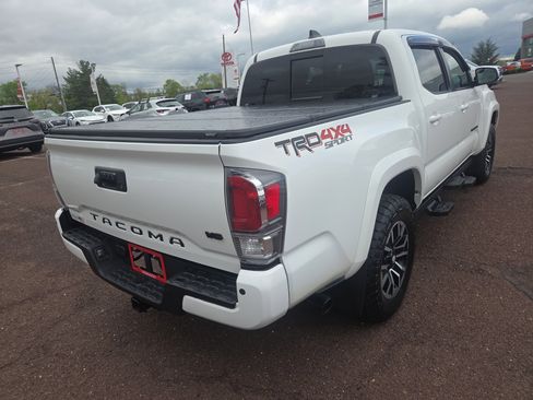Certified 2023 Toyota Tacoma TRD Sport w/ Advanced Technology Package AWD/4WD image 3