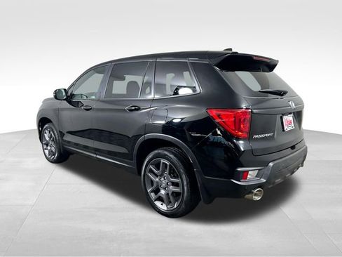 Used 2023 Honda Passport EX-L image 4