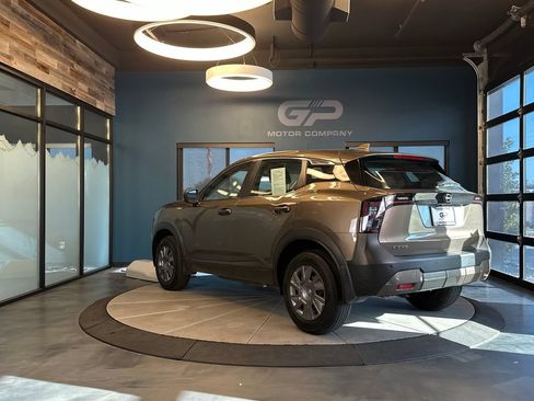 Used 2025 Nissan Kicks S FWD image 5