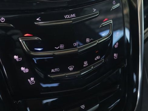 Used 2017 Cadillac Escalade Platinum image 20