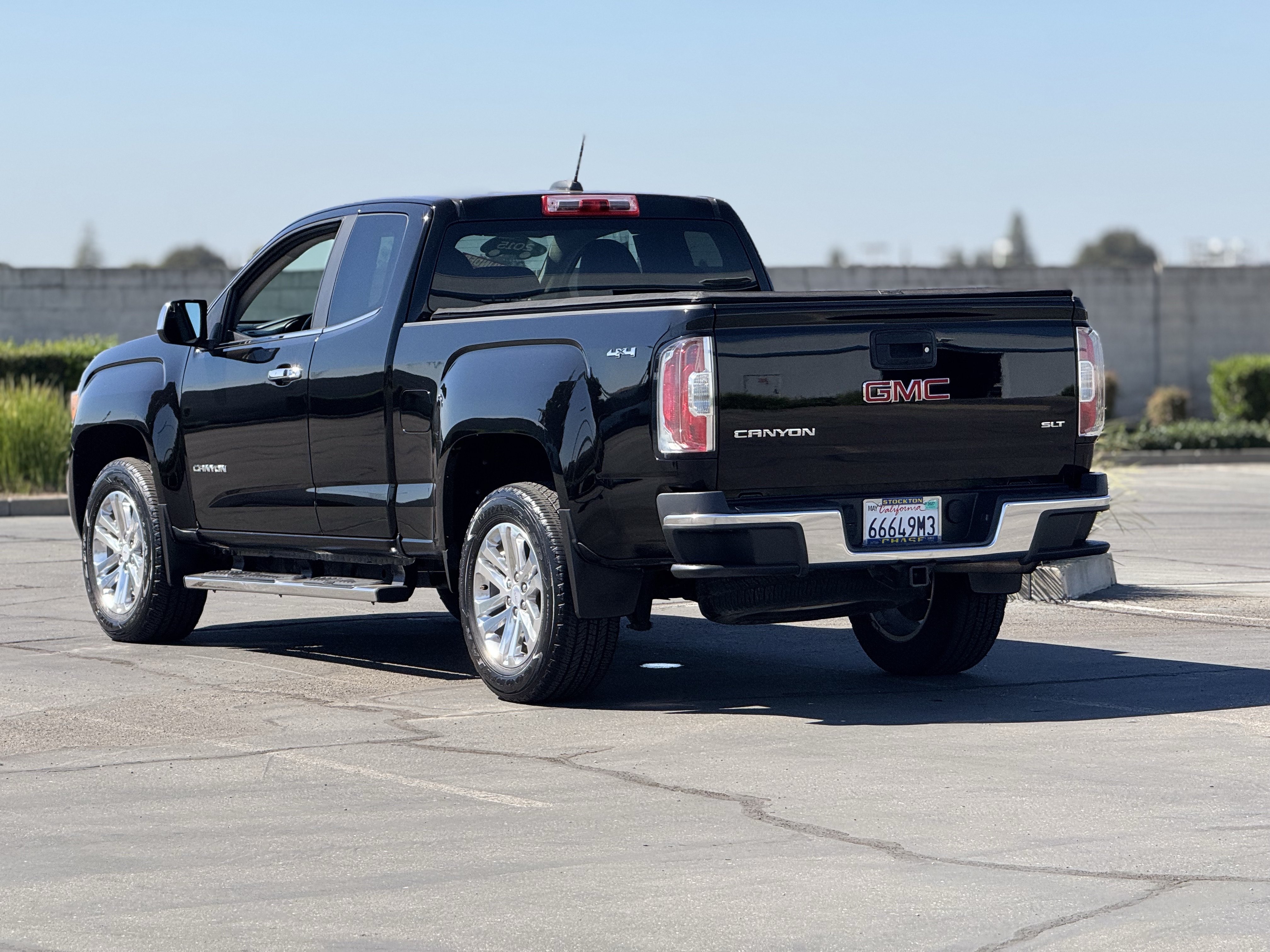 Certified 2015 GMC Canyon SLT AWD/4WD image 5