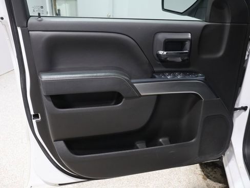 Used 2018 Chevrolet Silverado 1500 LT w/ All Star Edition image 13
