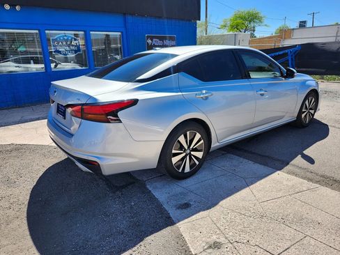 Used 2020 Nissan Altima 2.5 SL image 11