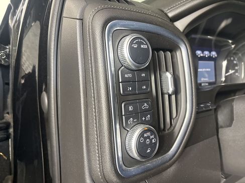 Used 2021 GMC Sierra 1500 Denali w/ Denali Ultimate Package AWD/4WD image 8