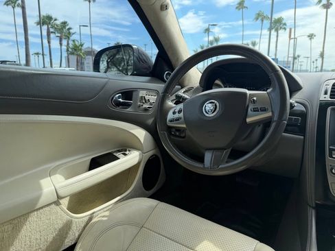 Used 2011 Jaguar XK Convertible RWD image 11