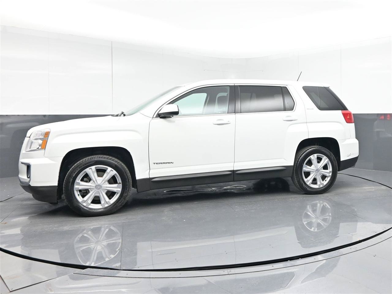 Used 2017 GMC Terrain SLE FWD image 8