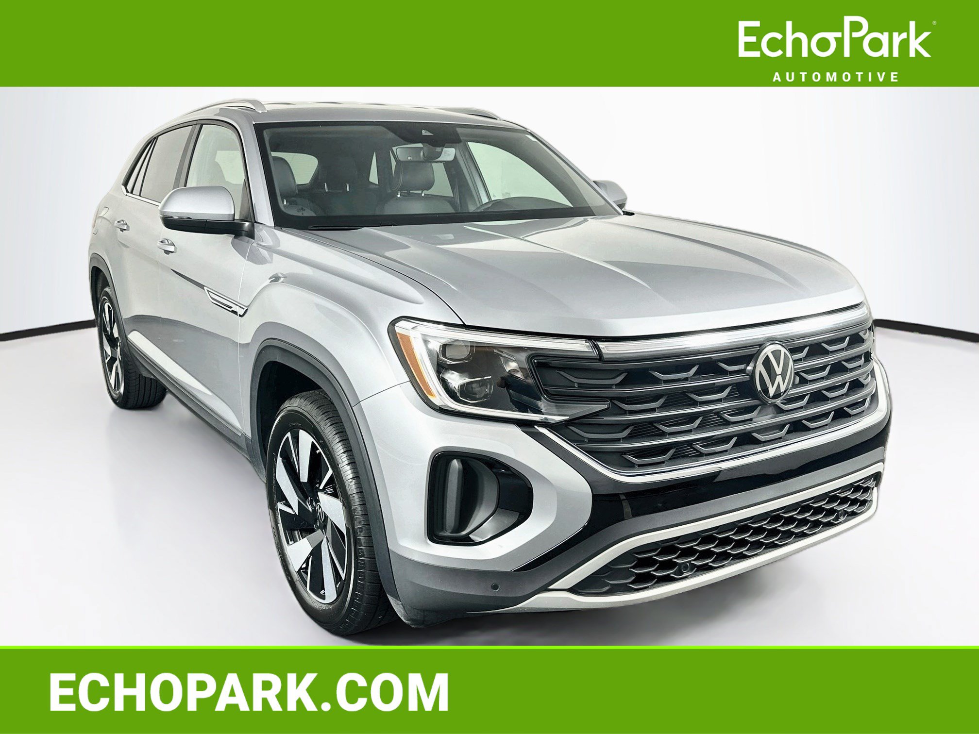 Used 2026 Volkswagen Atlas Cross Sport SE FWD image 1
