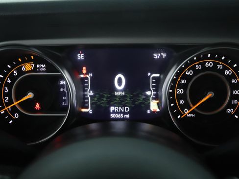 Used 2021 Jeep Wrangler Unlimited Sport AWD/4WD image 11