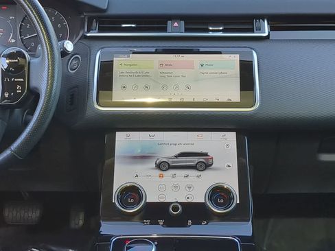 Certified 2020 Land Rover Range Rover Velar S image 29