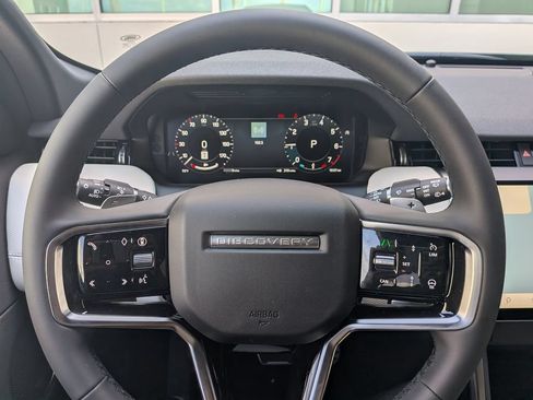 New 2026 Land Rover Discovery Sport Landmark AWD/4WD image 28