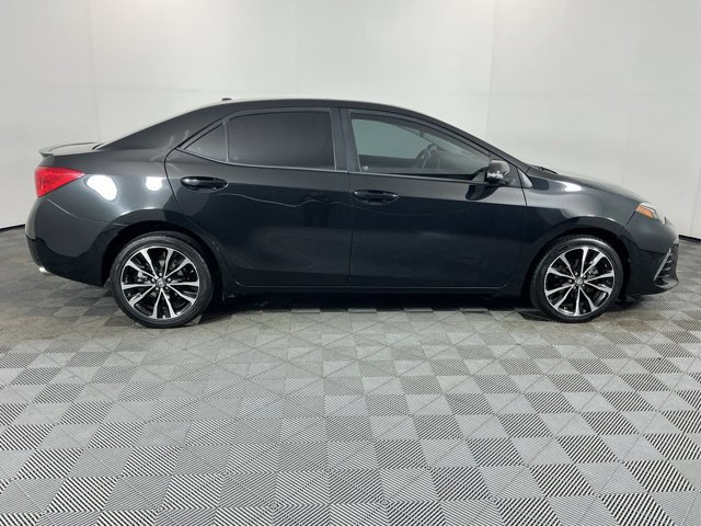 Used 2017 Toyota Corolla XSE w/ Carpet Mat Package (TMS) FWD image 4