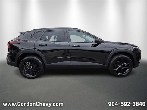 New 2026 Chevrolet Trax ACTIV w/ Sunroof Package image 8