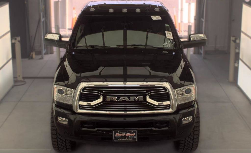 Used 2018 RAM 2500 Longhorn AWD/4WD image 2