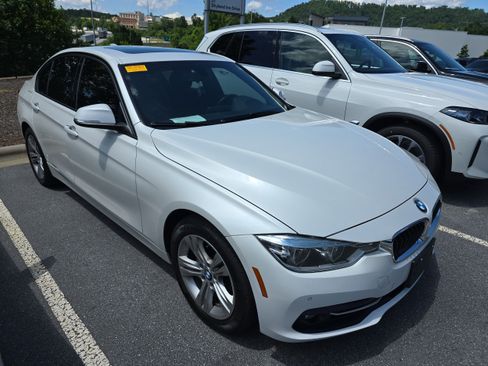 Used 2016 BMW 328i xDrive Sedan AWD/4WD image 1