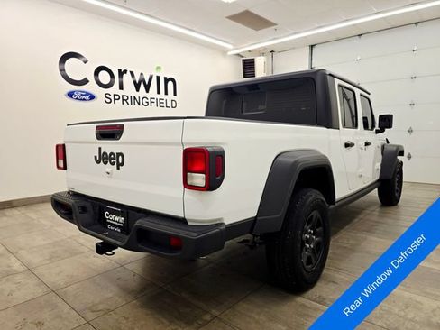 Used 2024 Jeep Gladiator Sport AWD/4WD image 5