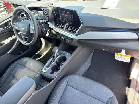 New 2026 Chevrolet Trax LS image 33