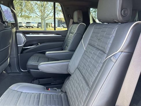 New 2026 Cadillac Escalade Platinum Luxury w/ LPO, Floor Liner Package image 14