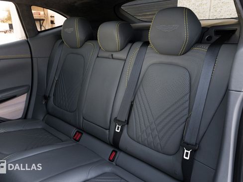 Used 2021 Aston Martin DBX image 30