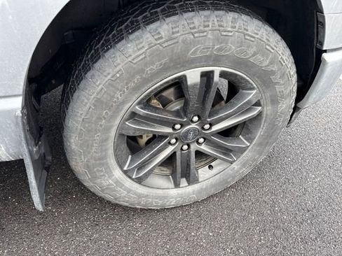 Used 2021 Ford F150 XLT w/ Equipment Group 301A Mid image 11