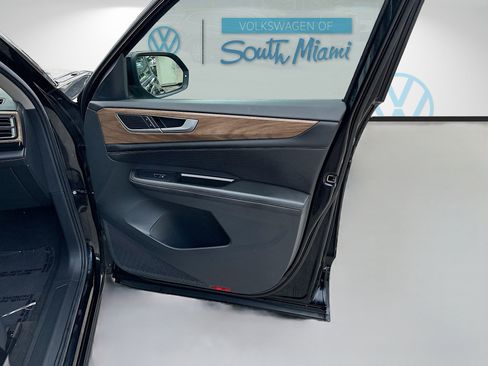 Used 2024 Volkswagen Atlas SE image 33