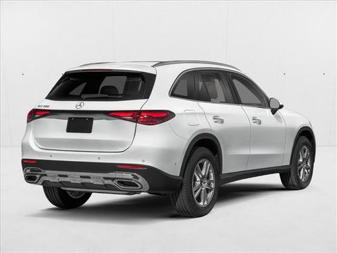 New 2027 Mercedes-Benz GLC 300 image 2