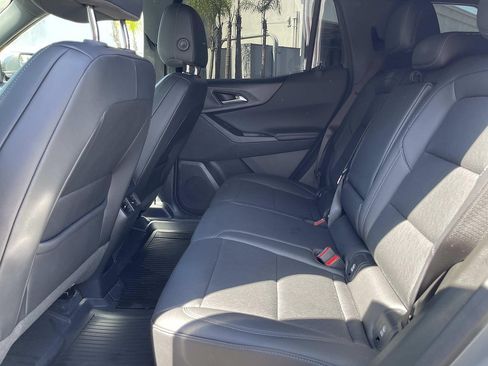 Used 2026 Chevrolet Equinox LT w/ Convenience Package II FWD image 11
