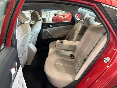 Used 2017 Hyundai Sonata Sport w/ Cargo Package FWD image 9