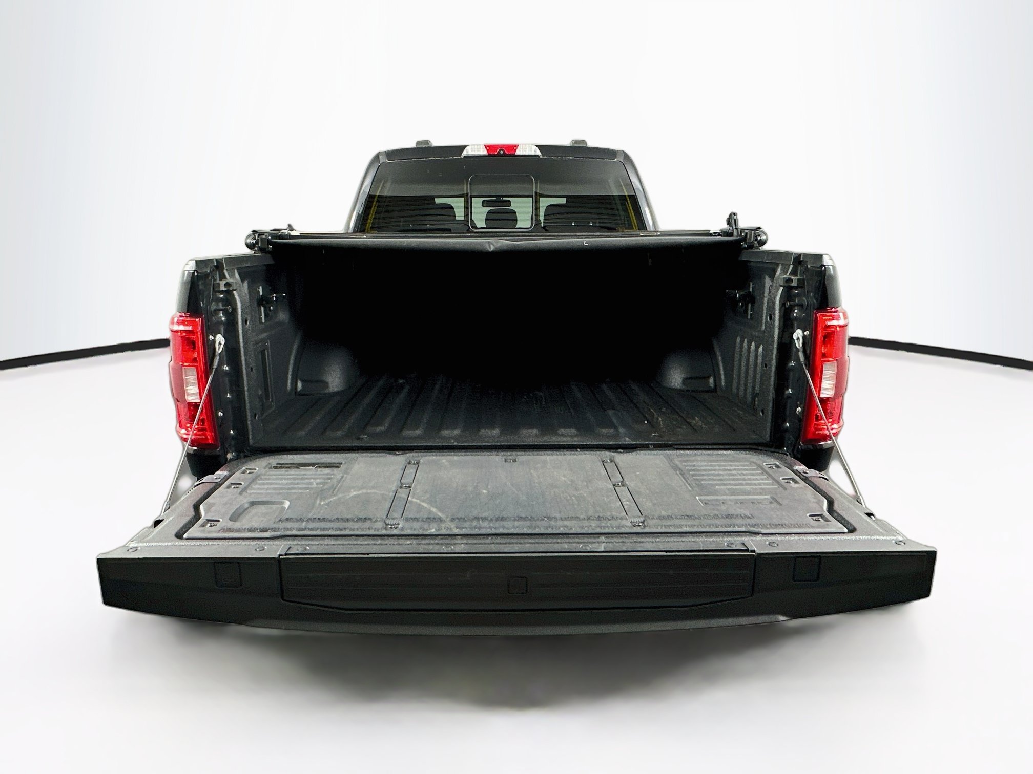 Used 2022 Ford F150 XLT w/ Equipment Group 302A High AWD/4WD image 29