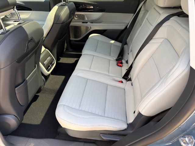 New 2026 Lincoln Nautilus Reserve AWD/4WD image 22