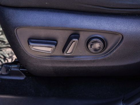 Used 2024 Toyota RAV4 XLE image 19