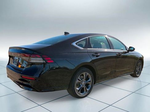 New 2026 Honda Accord EX-L image 4