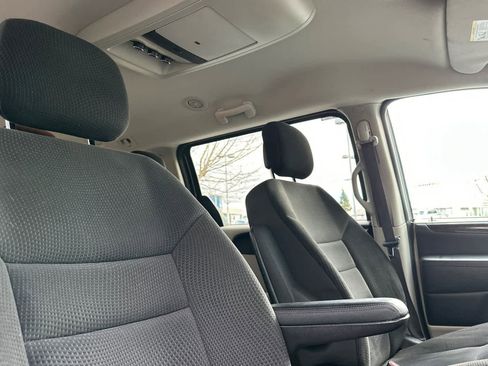 Used 2017 Dodge Grand Caravan SE w/ Power Window Group image 19