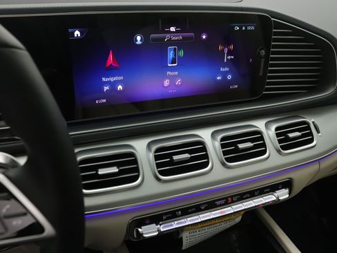 New 2026 Mercedes-Benz GLS 450 4MATIC image 5