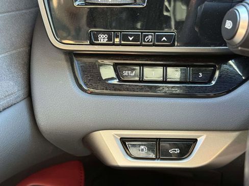 Used 2024 Lexus RX 500h F Sport w/ Convenience Package image 25