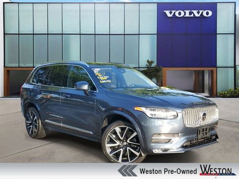Certified 2023 Volvo XC90 B5 Plus w/ Protection Package Premier AWD/4WD image 1
