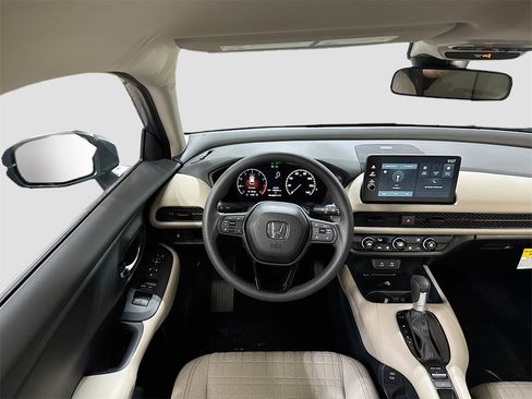New 2026 Honda HR-V LX image 19