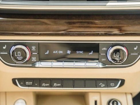 Used 2019 Audi Q5 2.0T Premium w/ Convenience Package image 24