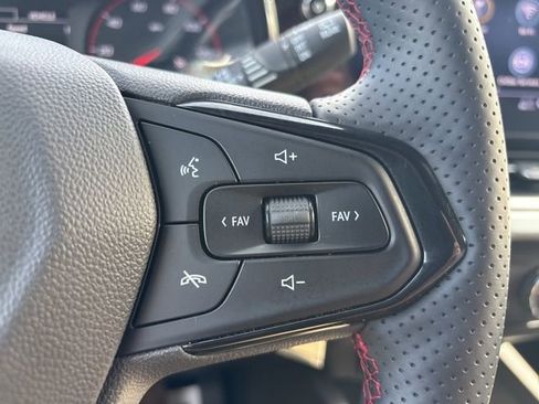 Used 2024 Chevrolet Trax RS w/ Driver Confidence Package image 32