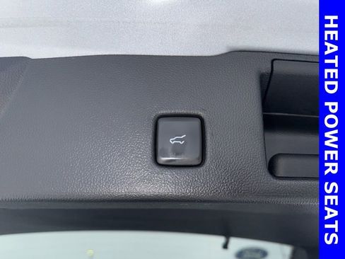 Used 2023 Ford Escape Platinum image 13